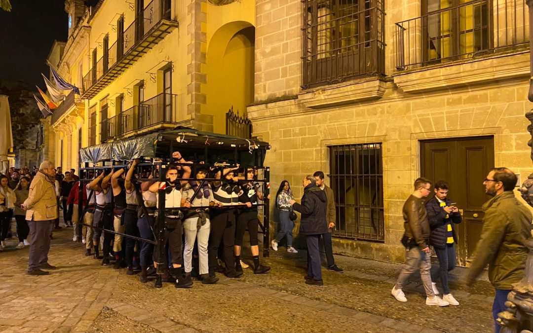 1º Ensayo de costaleros de Nuestra Señora de las Angustias 2020